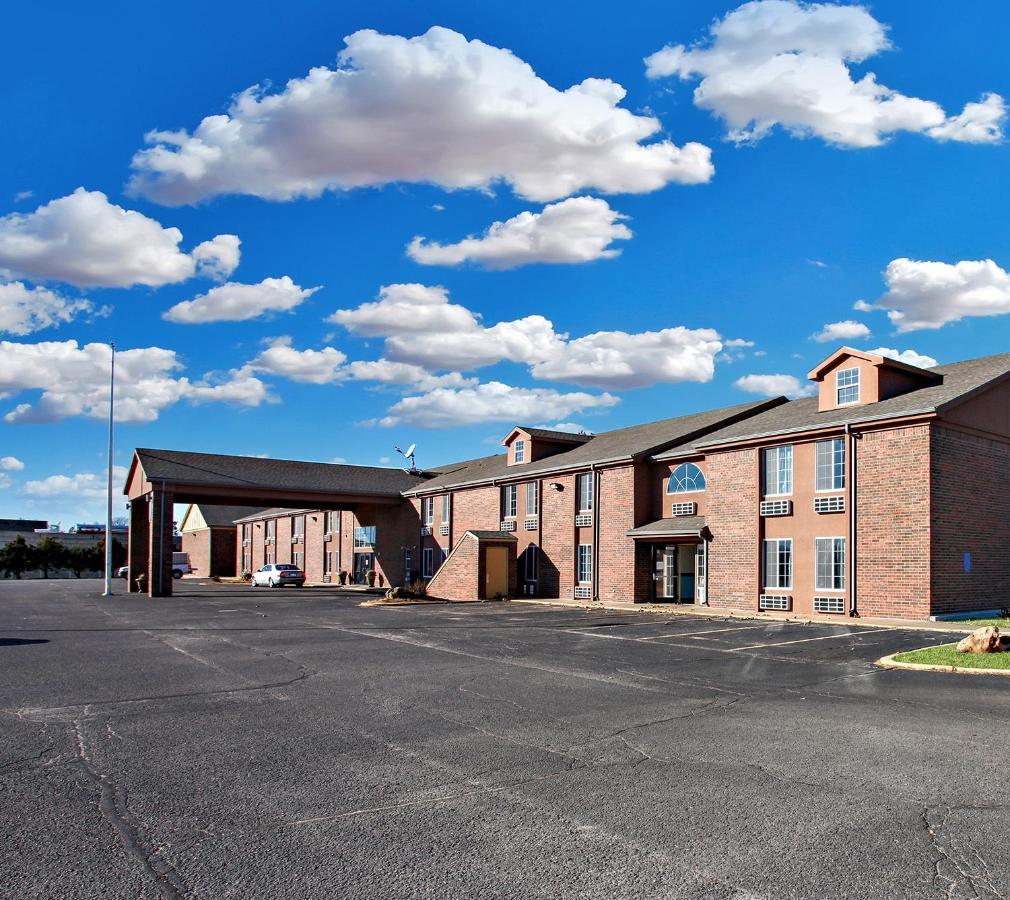 Coratel Inn & Suites By Jasper Newton Exterior foto